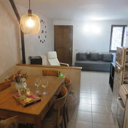 Marta's House Apartman *